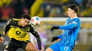 德州扑克“翻牌前 4-Bet”：如何在对局初期就通过强力施压迫使对手放弃中等口袋对。（德州扑克翻牌前4-Bet战术：开局强压逼迫对手弃掉中等口袋对子）